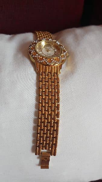 Brand New Ladies Watch 8