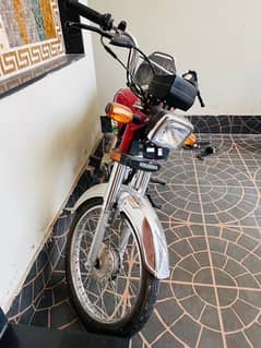 Honda CD70 Model 2023