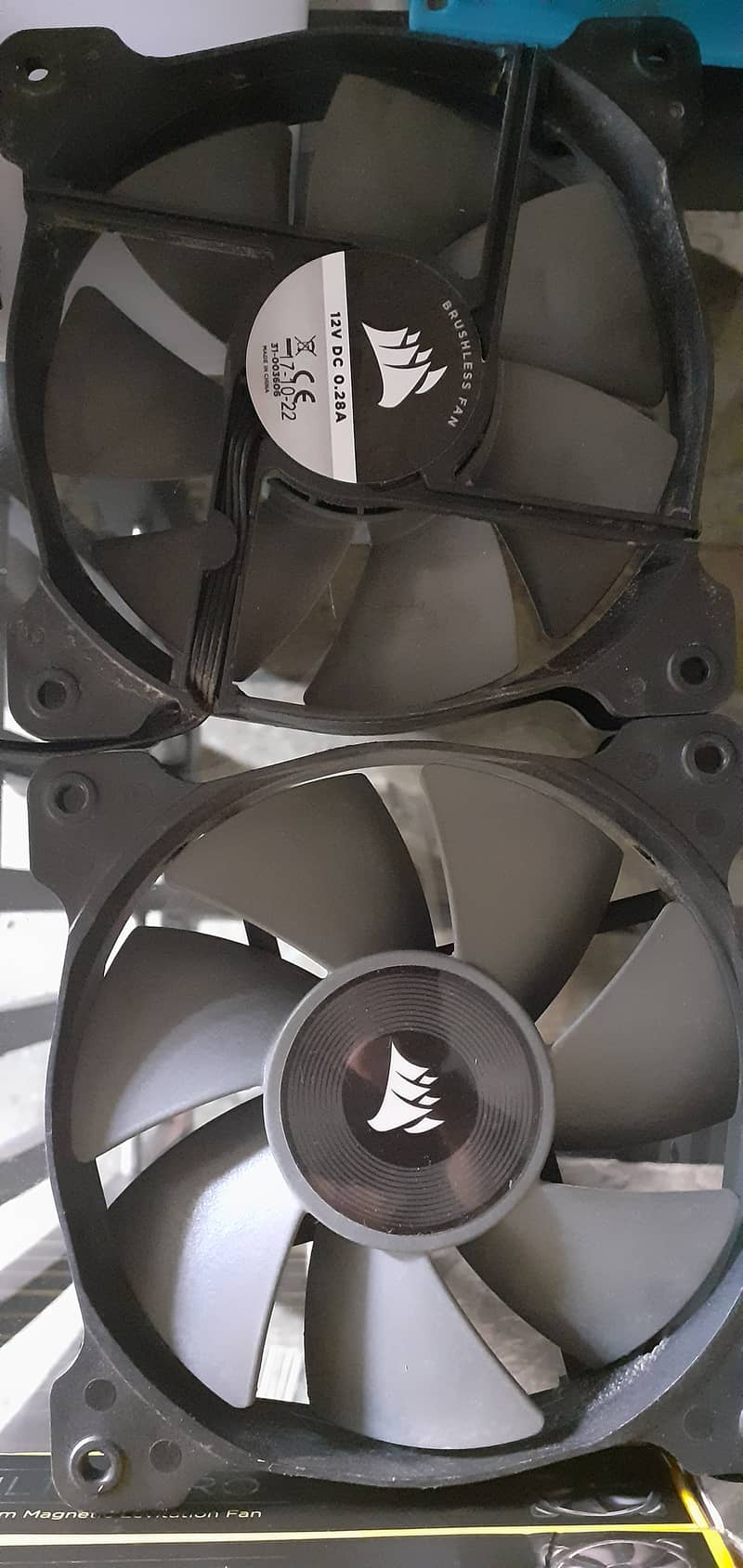 Corsair FANS 4