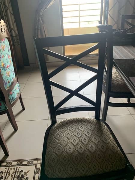 Dining table with chairs for sale 4