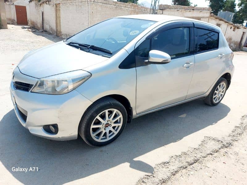 Toyota Vitz 2014 10