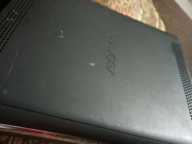 Xbox 360 with 2 controllerswith box 10/8 condition 8