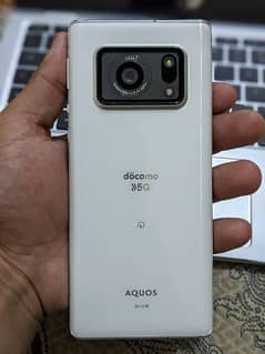 SHARP AQUOS R6 12/128 gb .