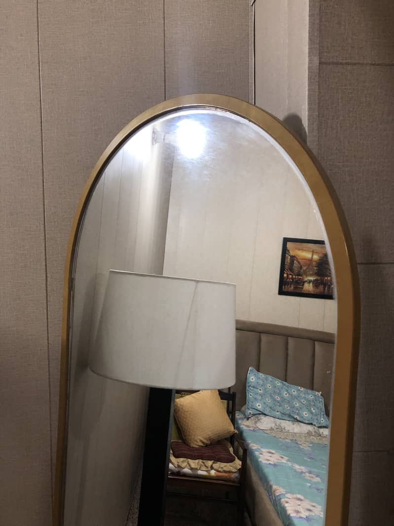 BRAND NEW MIRROR 1