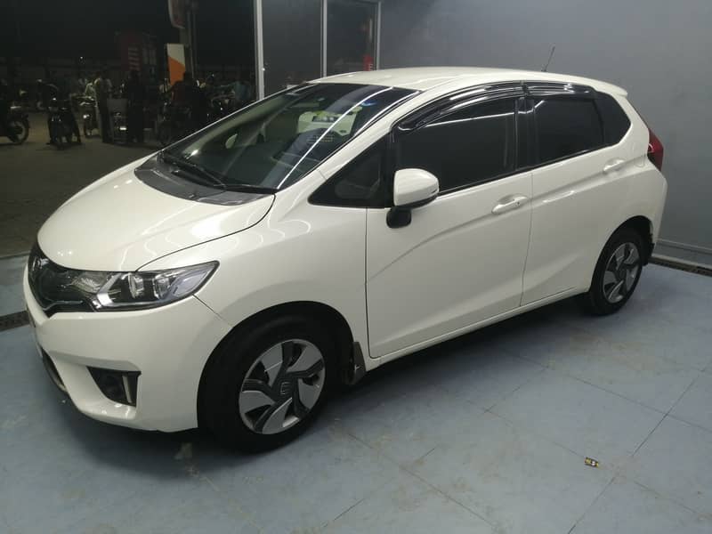 Honda Fit 2014 hybrid 2