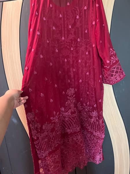 maroon chiffon dress 4