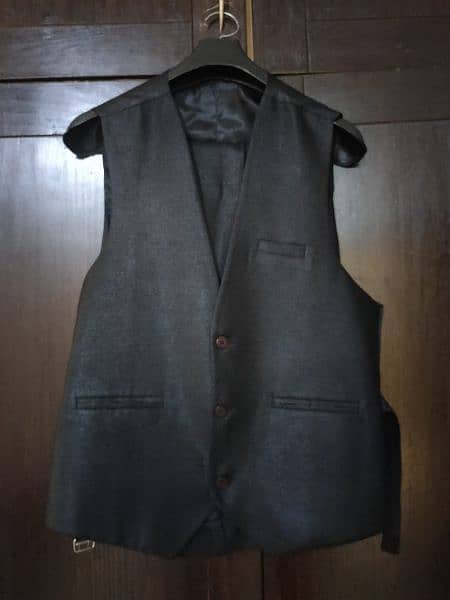 3 piece suit avaliable for sale 0