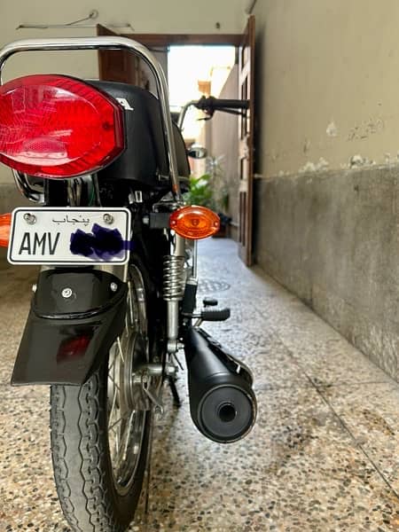 Honda 125 self start special Edition 1