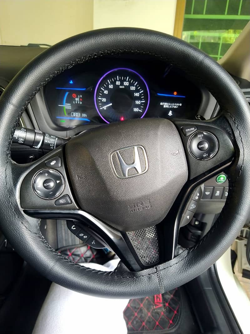 Honda Vezel 2014 z package 13