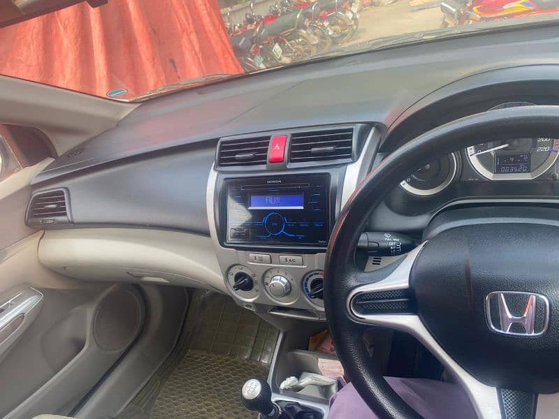 Honda City IVTEC 1.3 9