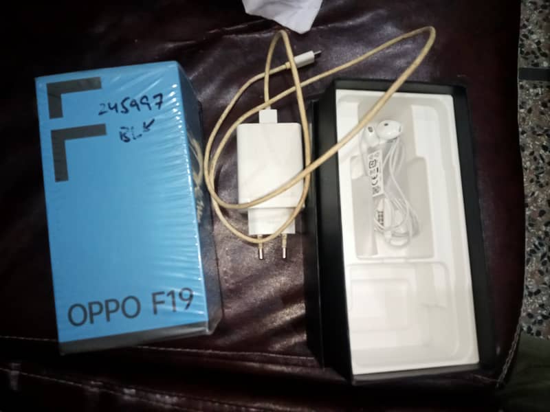 Oppo F19 6+128GB 10\10 Condition With Box & All Accessories 4