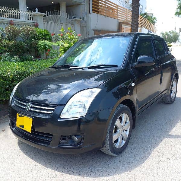 Suzuki Swift DLX 2015 Automatic Navigation 1.3 0