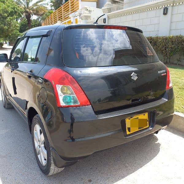 Suzuki Swift DLX 2015 Automatic Navigation 1.3 8