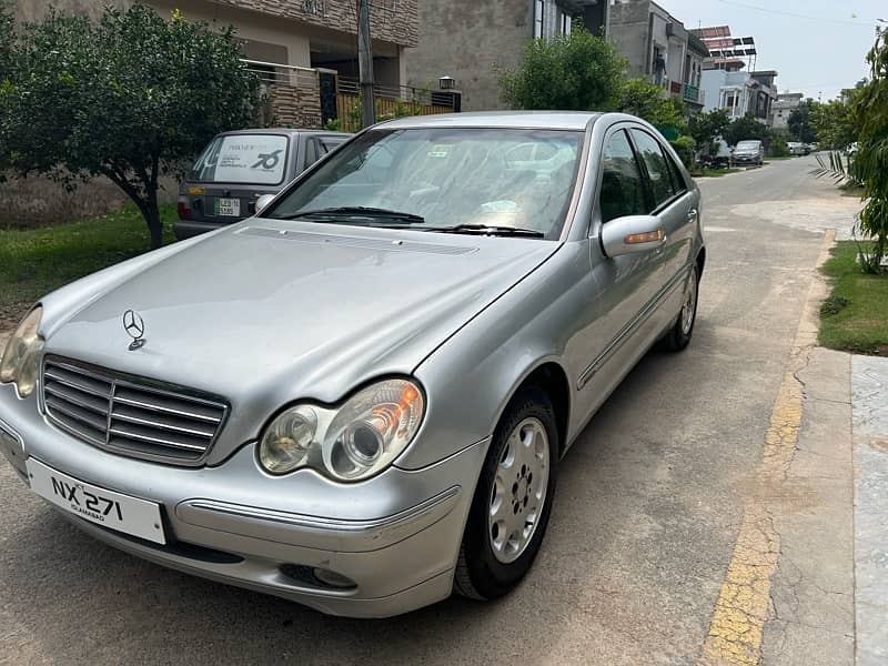 Mercedes C Class 2003 8