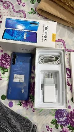 realme 5