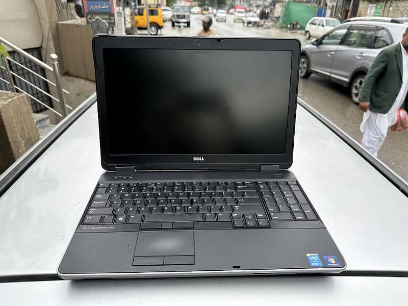 Dell precision m2800 gaming laptop 2