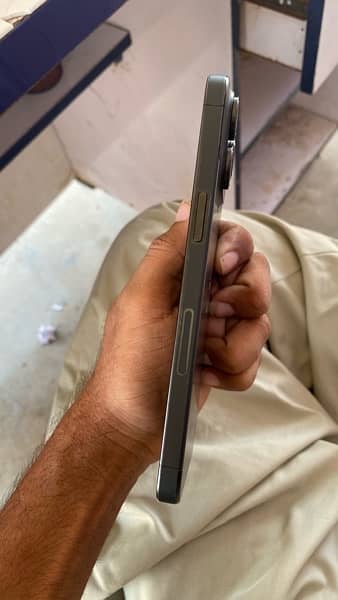 iPHONE 15 pro max JV 256GB 3