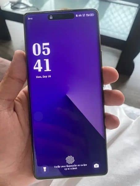 Infinix not 40 pro lush condition 2