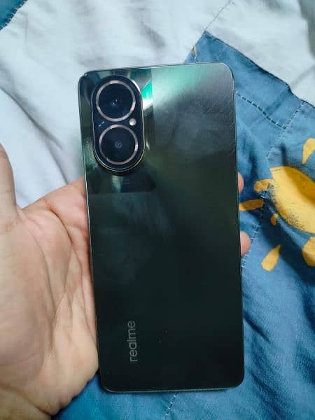 Realme C67 0