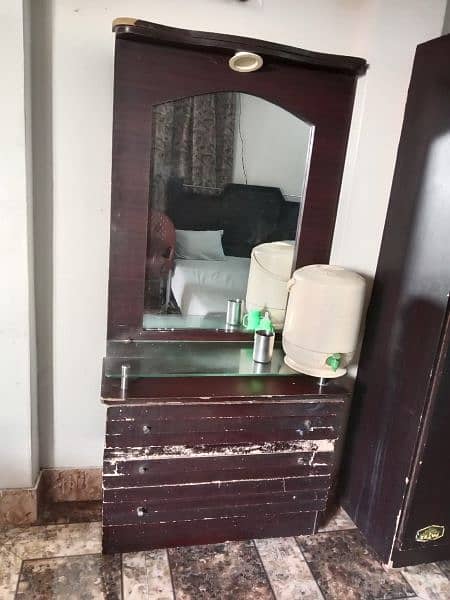 Bed | Wardrobes| Double bed| Side table| Dressing table 4