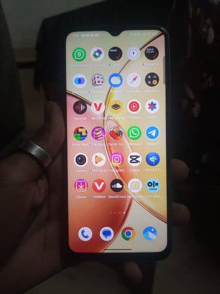 VIVO Y17s 6.128 4