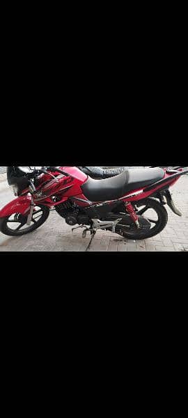 Honda CB 150 red black colour 1