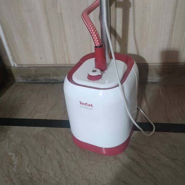 Tefal Steam Iron 2