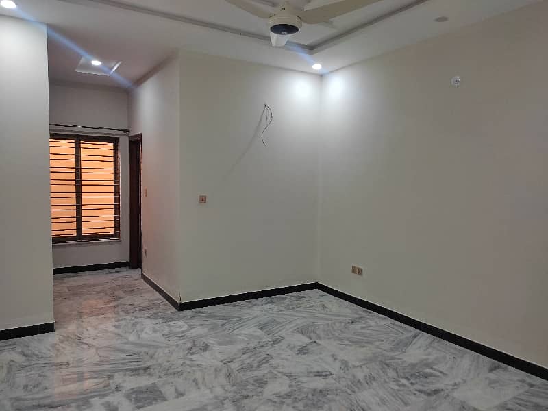 30*60 size house for rent in D12 19