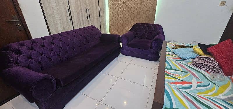 5 Seater Full Sofa Set 3x1x1 with 10 Cushion Free 8