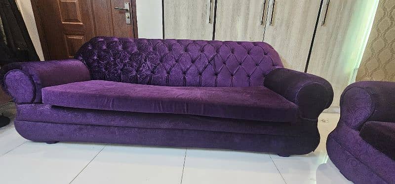 5 Seater Full Sofa Set 3x1x1 with 10 Cushion Free 9