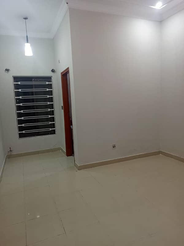 10 Marla Lower Portion Available For Rent in BAHRIA TOWN Ph;3 Rawalpindi 7