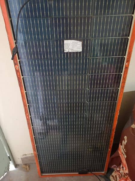 150W solar plates 1