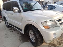 Mitsubishi Pajero 2005