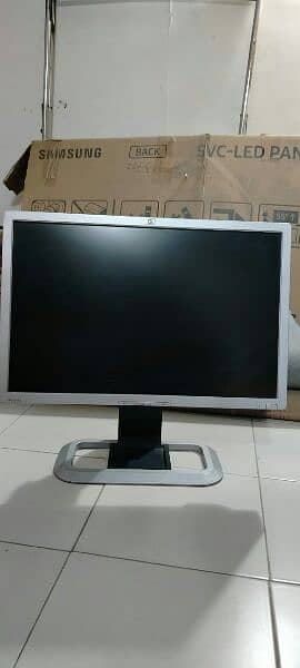 hp 24inch LCD monitor 7