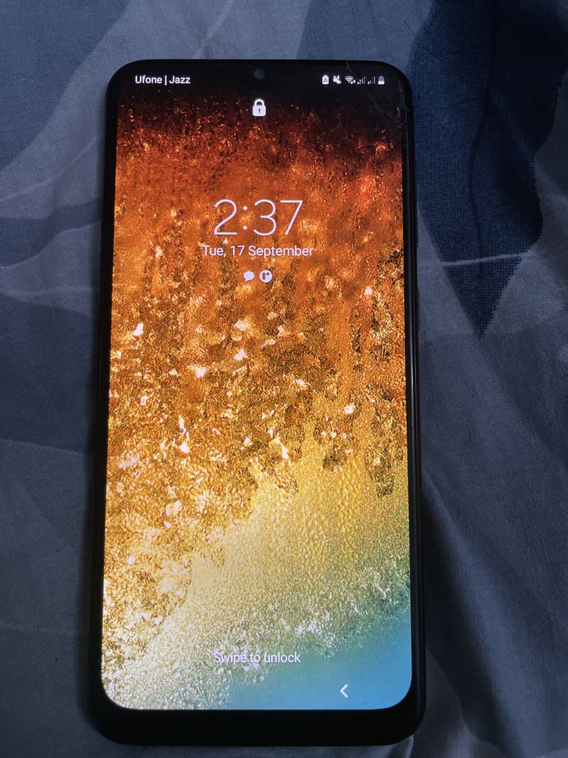 Samsung A20 1