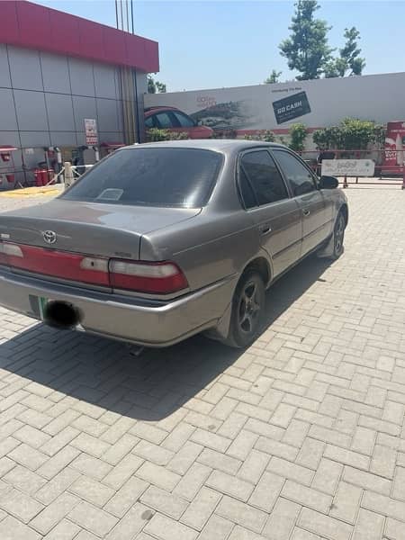 Toyota Corolla 2.0 D 2001 5