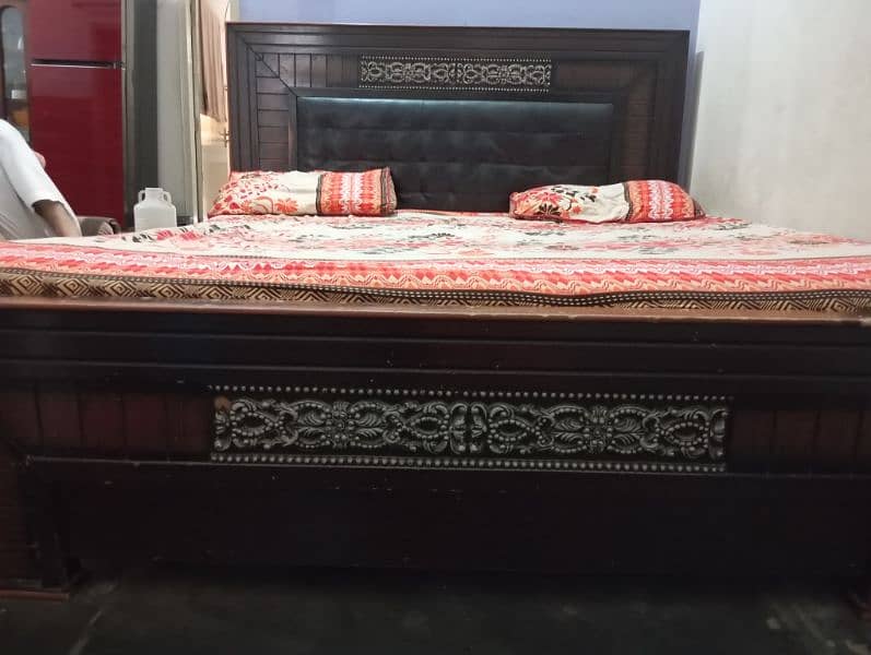 King size bed with mattress 3