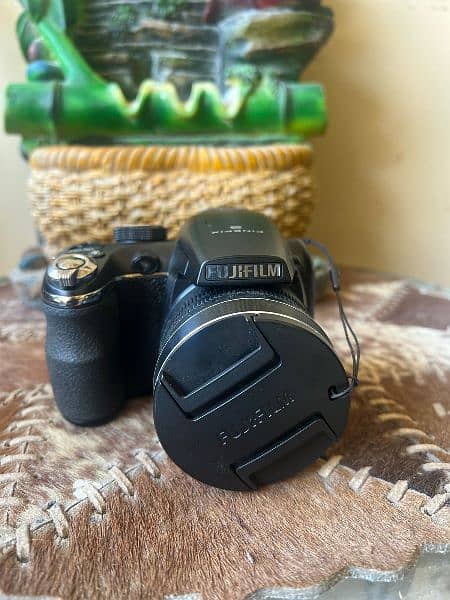 Fujifilm FinePix S Series S4400 14.0MP Digital Camera - Black 2