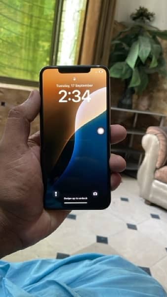 iPhone Xs max 64 Factory unlock non pta Physical Sim, use eSIM, no use 1