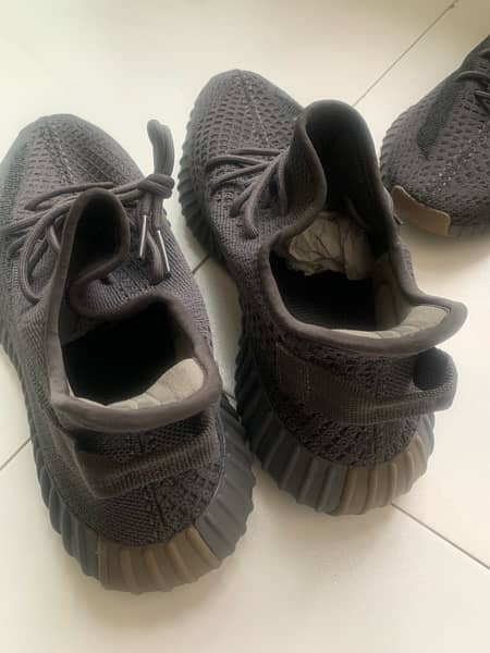 addidas Yeezy 5