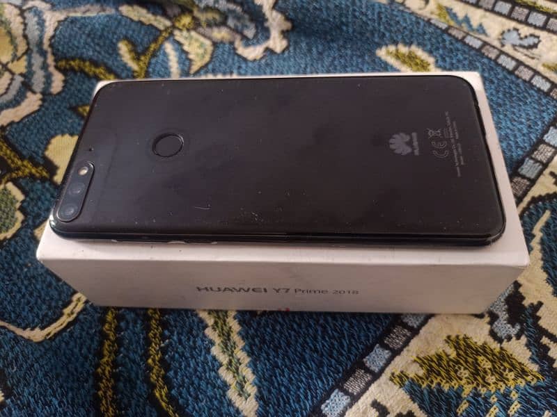 Huawei Y7 prime 4