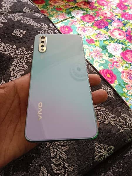 Vivo S1 5