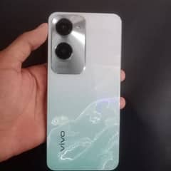 Vivo 6/ 128 New Condition