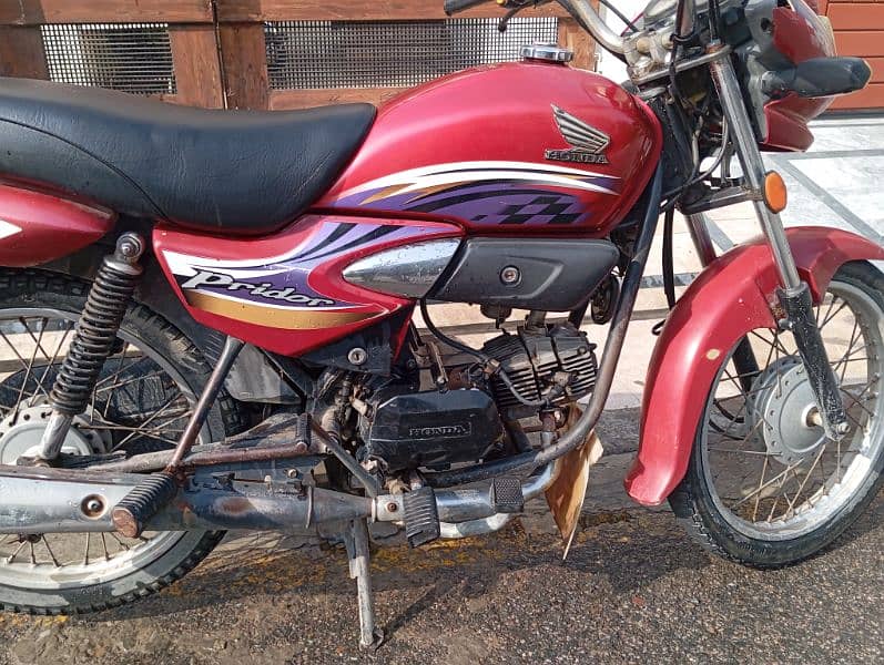 Urgent sale honda pridor 100cc in mint condition 1