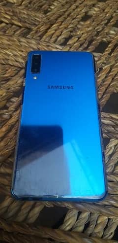 Samsung a7 18 4GB 128gb