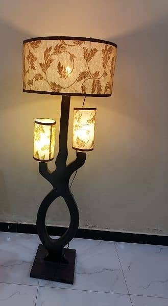 Wooden floor lamp 0