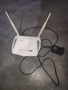 PTCL ORIGINAL ROUTER WITH CHARGER