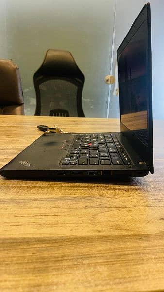 Lenovo T470 i5 7th gen 1