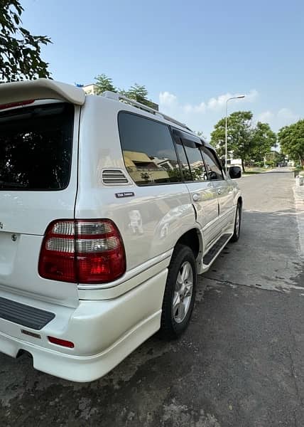 Toyota Land Cruiser 50th ANNIVERSARY 8