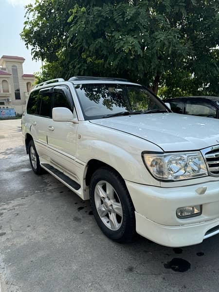 Toyota Land Cruiser 50th ANNIVERSARY 11